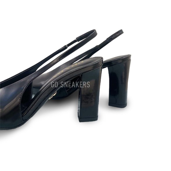 Женские туфли Prada Leather Pumps Black