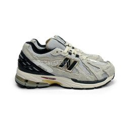 New Balance 1906 Man Suede White