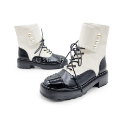 Chanel Boots Black/White
