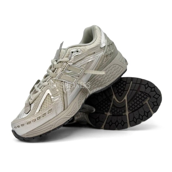 Мужские кроссовки New Balance 1906A Silver
