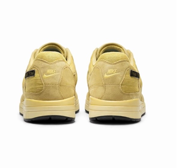 Женские кроссовки Nike Air Max 1 Travis Scott Cactus Jack Saturn Gold