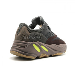 Adidas YEEZY 700 Mauve